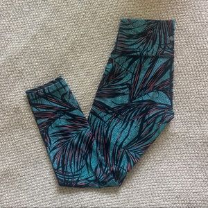 ❌SOLD❌Lululemon wunder under leggings 6